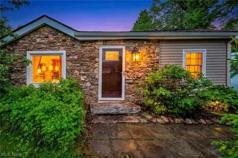 4705 State Route 303, Ravenna, OH 44266