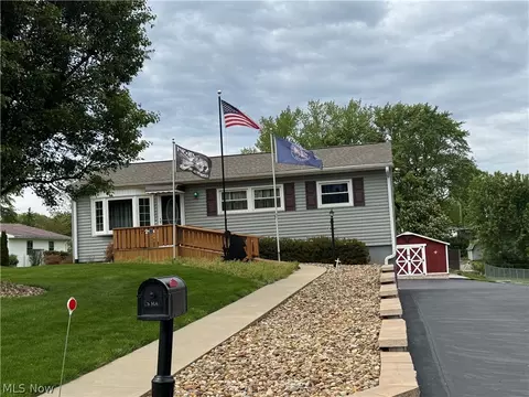 725 46th St SW, Canton, OH 44706