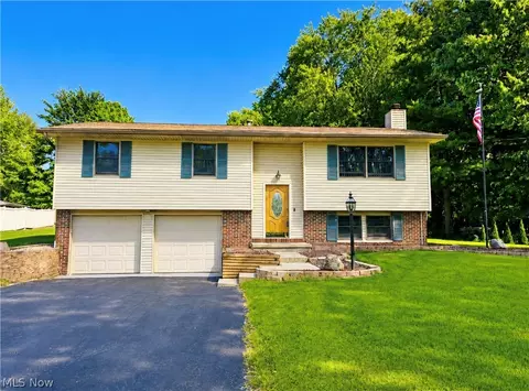 3438 Warren Meadville Rd, Cortland, OH 44410