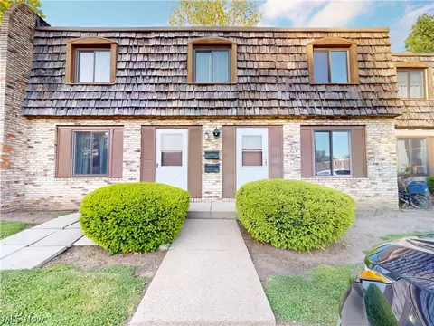 1651 Mentor Ave #808, Painesville, OH 44077