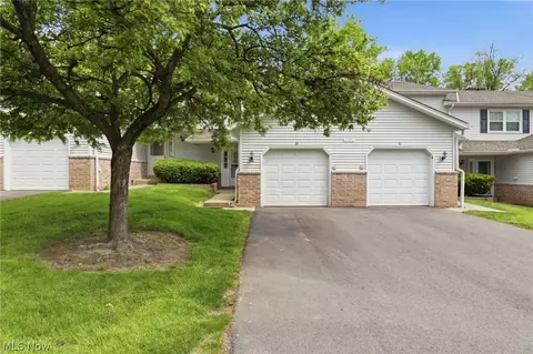 1771 Rolling Hills Dr #D, Twinsburg, OH 44087