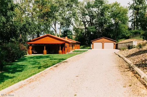 5000 State Route 515, Sugarcreek, OH 44681