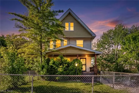 12015 Osceola Ave, Cleveland, OH 44108