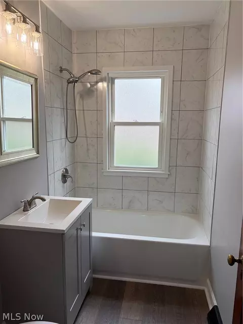 Bath - 41345 Griswold Rd, Elyria, OH 44035 photo 3 of 3