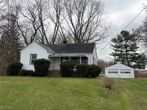 41345 Griswold Rd, Elyria, OH 44035