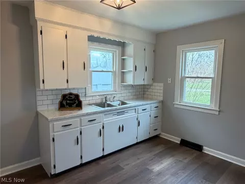 Kitchen - 41345 Griswold Rd, Elyria, OH 44035 photo 1 of 3