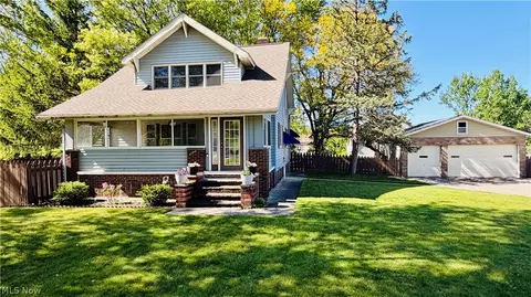 19510 Lunn Rd, Strongsville, OH 44149