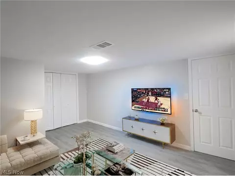 Living - 104 Brainard Dr, Boardman, OH 44512 photo 7 of 7