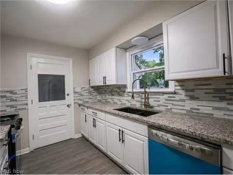 Kitchen - 104 Brainard Dr, Boardman, OH 44512 photo 1 of 3