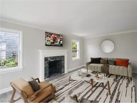 Living - 104 Brainard Dr, Boardman, OH 44512 photo 3 of 7