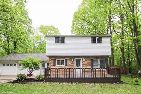 8248 Dawson Dr SE, Warren, OH 44484