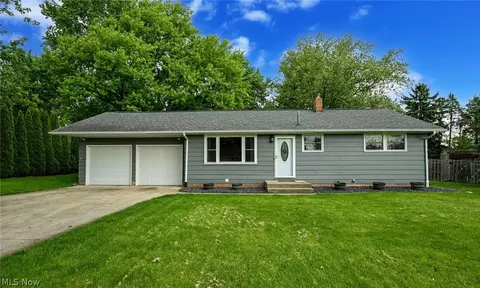 5175 Oakvale St SW, Canton, OH 44706