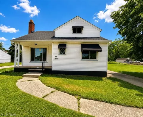 18909 Maple Heights Blvd, Maple Heights, OH 44137
