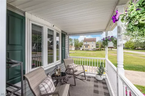 2424 E 30th St, Lorain, OH 44055 photo 4