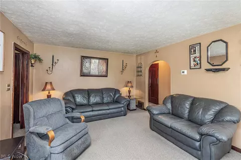 2424 E 30th St, Lorain, OH 44055 photo 16