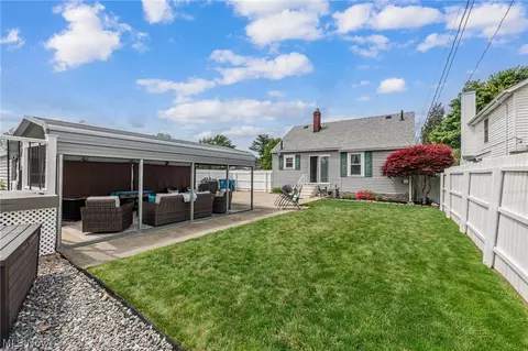 2424 E 30th St, Lorain, OH 44055 photo 6