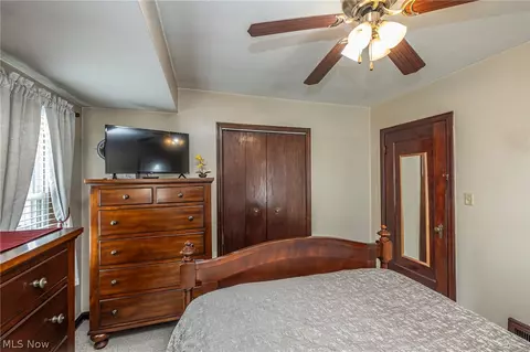 2424 E 30th St, Lorain, OH 44055 photo 24