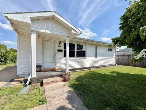 3402 Plum St, Parkersburg, WV 26104