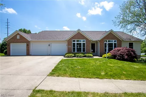1030 Fairfield Dr, Wooster, OH 44691