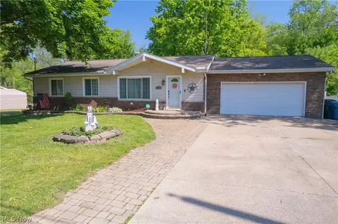 2645 North Way, Akron, OH 44312