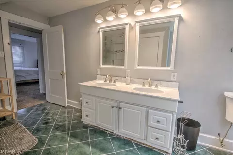 Bath - 2829 8th St NW, Canton, OH 44708 photo 3 of 3