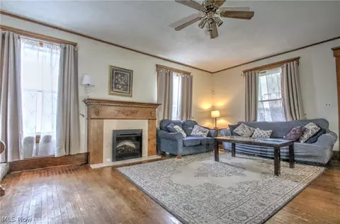 Living - 2829 8th St NW, Canton, OH 44708 photo 2 of 3