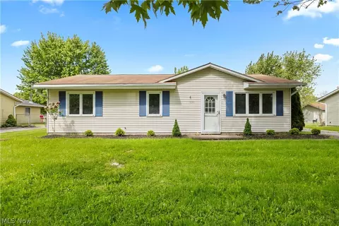 1731 Abbe Rd S, Elyria, OH 44035