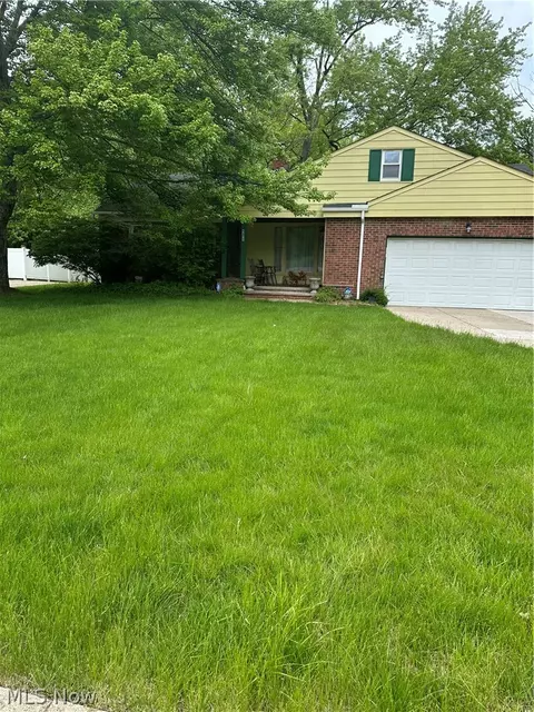 4475 Monticello Blvd, Cleveland, OH 44143