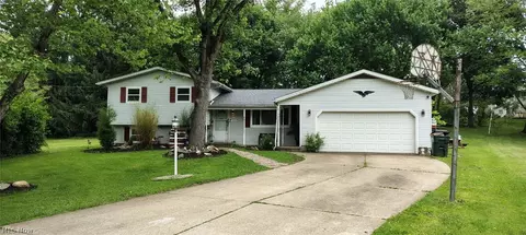 3805 Northern St NE, Canton, OH 44721