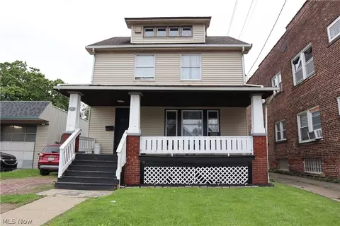 3577 W 105th St, Cleveland, OH 44111