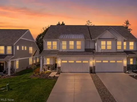 114 Lake Balaton Dr, Cleveland, OH 44128