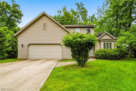 7050 Adkins Rd, Mentor, OH 44060