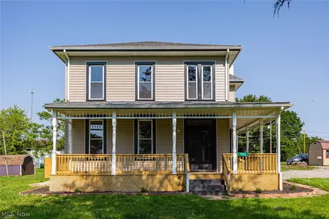 7855 East St, Adamsville, OH 43802