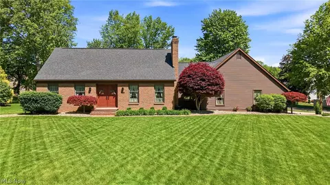 141 Southdale Blvd, Cortland, OH 44410