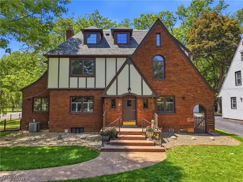 2208 Cleveland Rd, Wooster, OH 44691