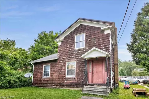 81 S Pleasant St, Oberlin, OH 44074