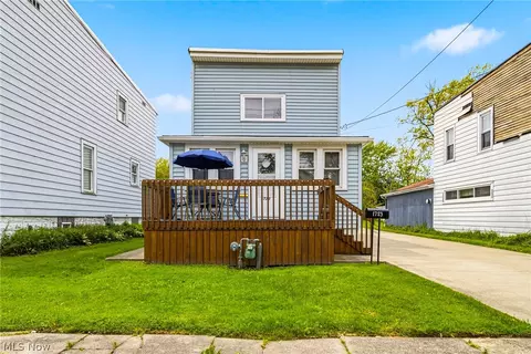 1723 Harbor Ave, Ashtabula, OH 44004