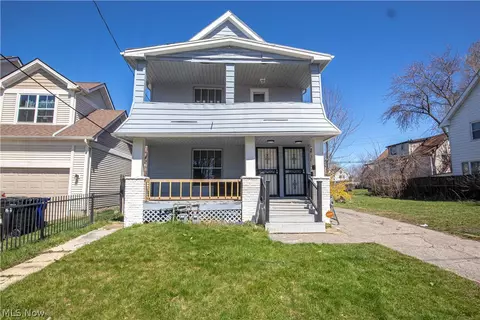 845 Royal Rd, Cleveland, OH 44110