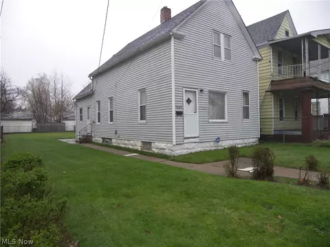 7009 Hecker Ave, Cleveland, OH 44103