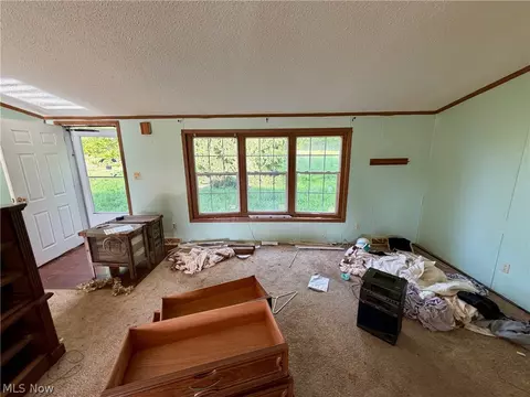 Living - 9200 Horn Rd, Windham, OH 44288 photo 1 of 2