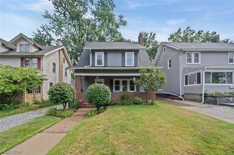 2515 Whitelaw St, Cuyahoga Falls, OH 44221