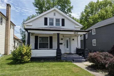 357 3rd St NW, New Philadelphia, OH 44663