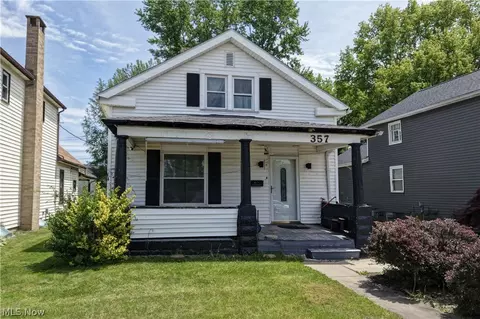 357 3rd St NW, New Philadelphia, OH 44663