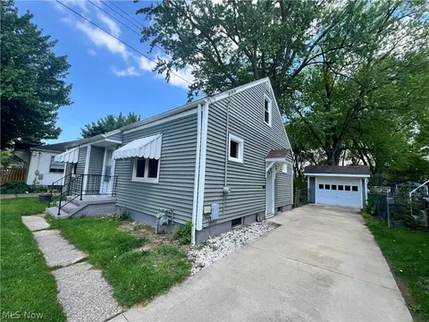 4814 Hope Ave, Ashtabula, OH 44004 photo 3