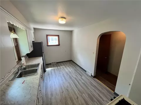 4814 Hope Ave, Ashtabula, OH 44004 photo 13