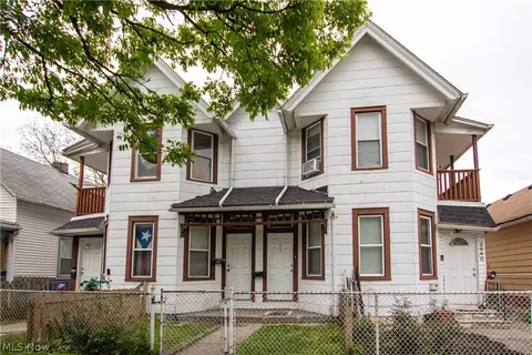 3048 Seymour Ave, Cleveland, OH 44113
