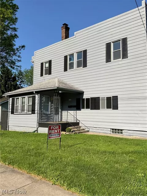 1102 Allendale Ave, Akron, OH 44306