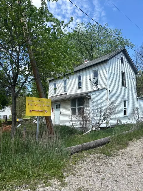21 Weedon Ave, Cambridge, OH 43725