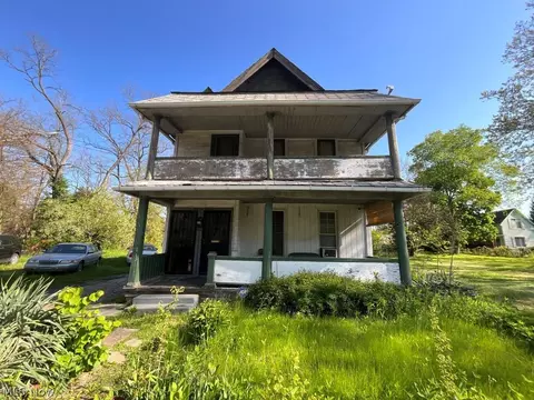 5911 Lexington Ave, Cleveland, OH 44103