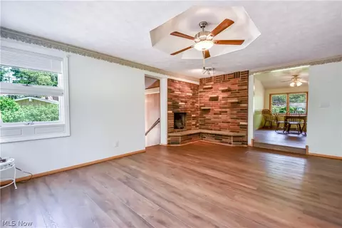 Living - 8905 Spring Valley Dr, Mentor, OH 44060 photo 4 of 5